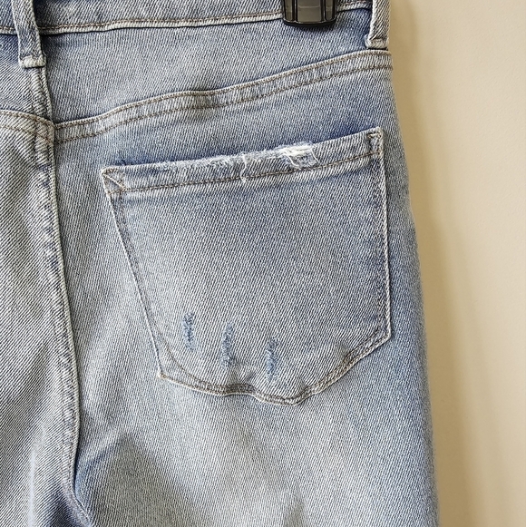 Kensie Jeans The Straight Distressed High Waisted Lightwash Sz. 6 - Picture 7 of 7
